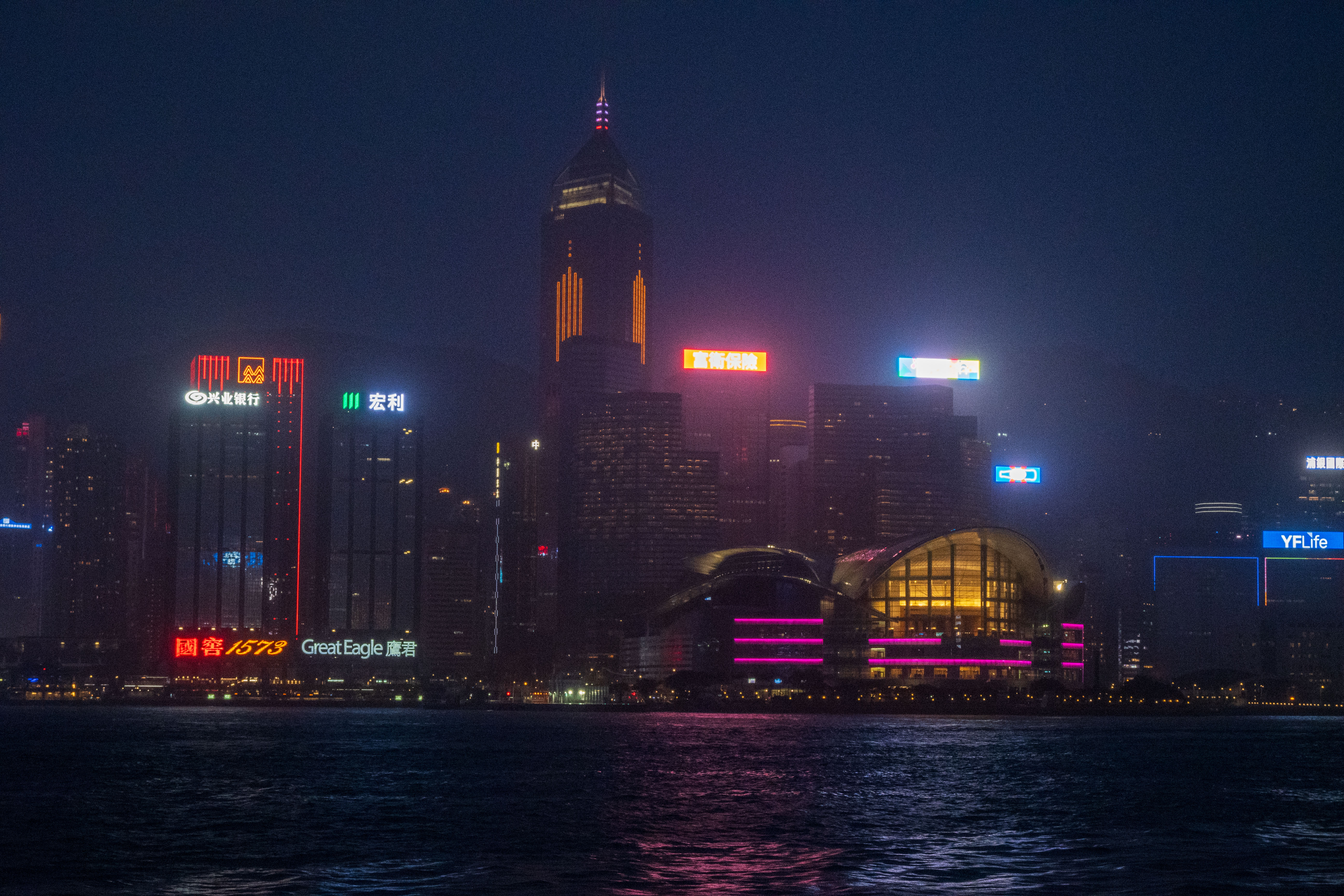 雨天拍的高糊维港